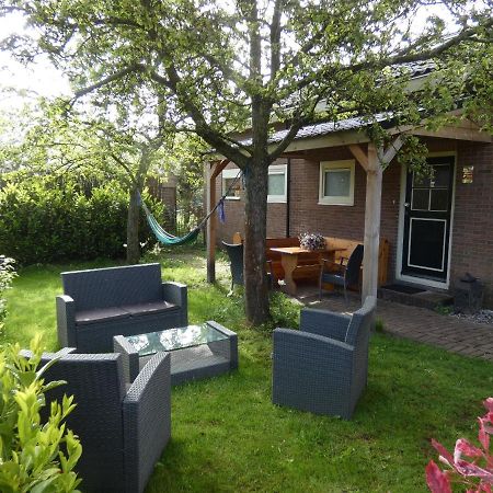 Familiehuis Achter De Duijnhoeve Zuidbakkum Exteriör bild