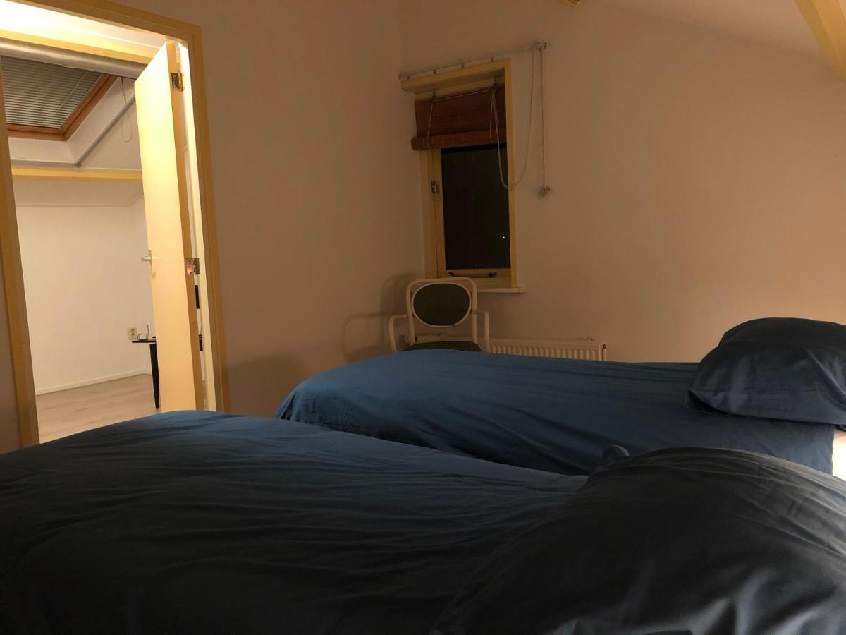 Familiehuis Achter De Duijnhoeve Zuidbakkum Exteriör bild