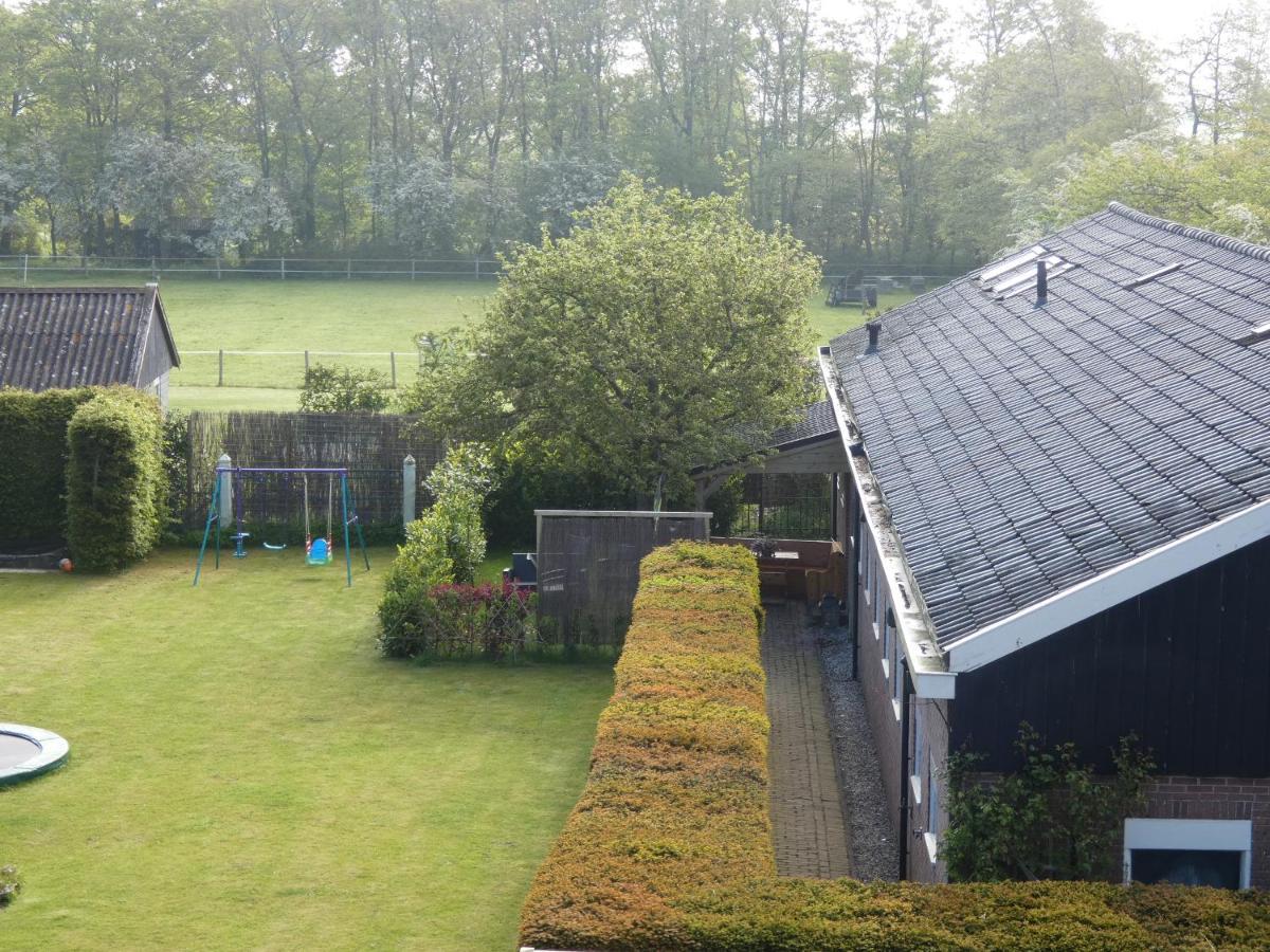 Familiehuis Achter De Duijnhoeve Zuidbakkum Exteriör bild