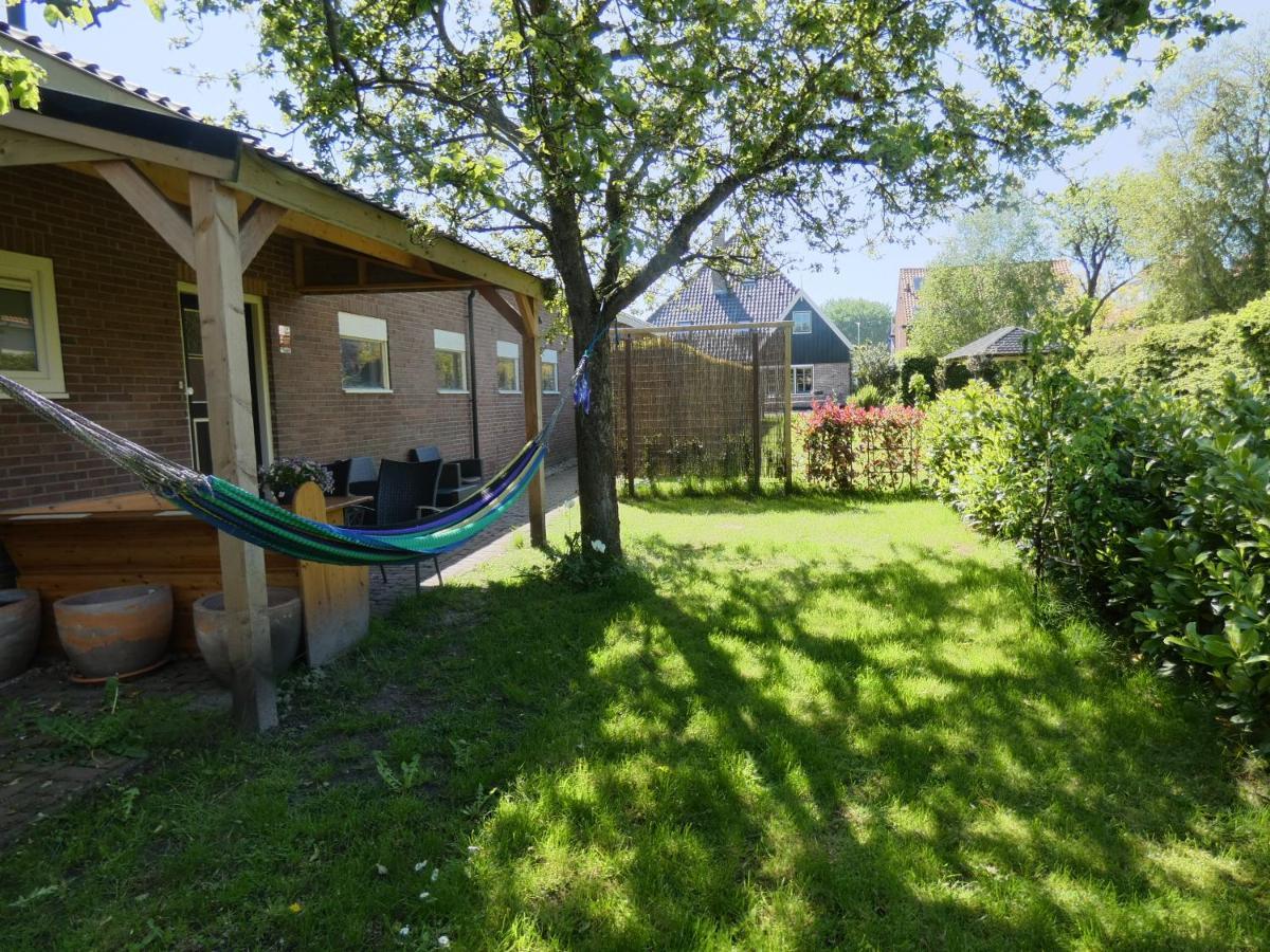 Familiehuis Achter De Duijnhoeve Zuidbakkum Exteriör bild